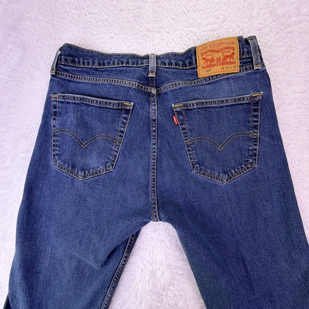 Levi's 505 Jeans Mens 32x29 (tag: 34x30) Straight Leg Dark Wash Denim Distressed